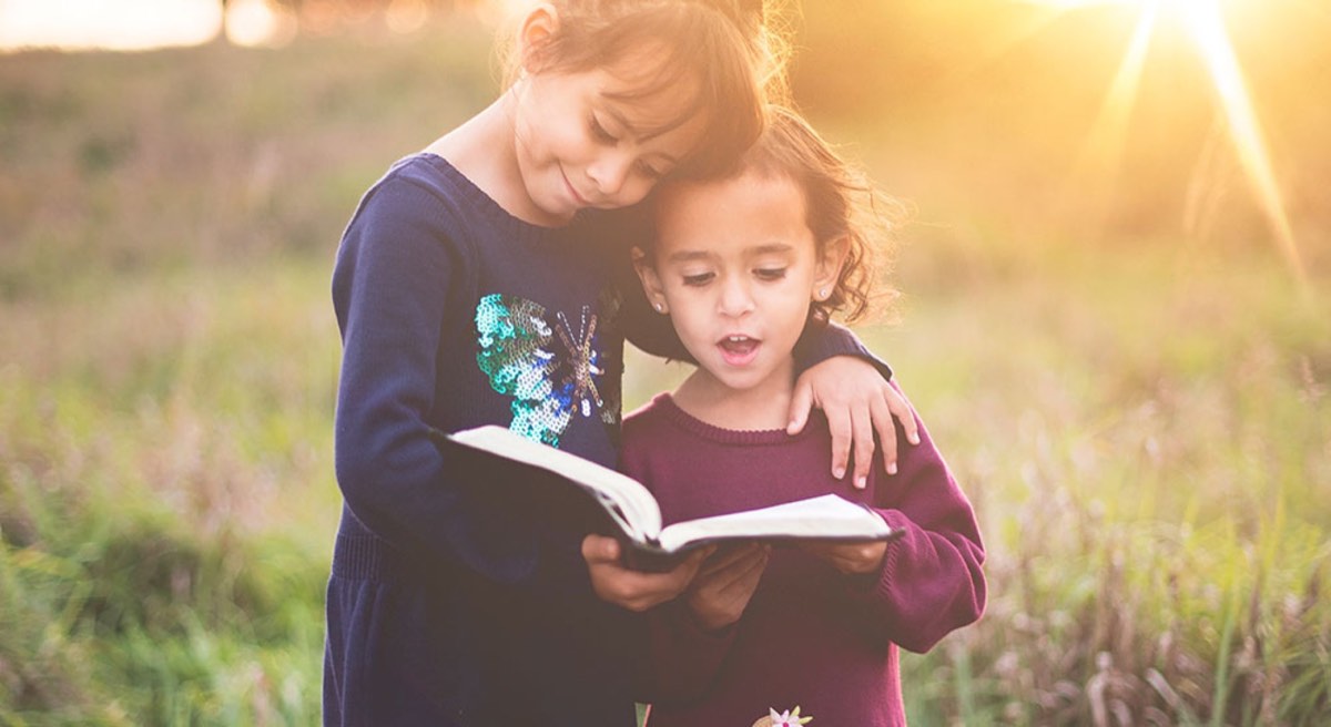 Girls reading